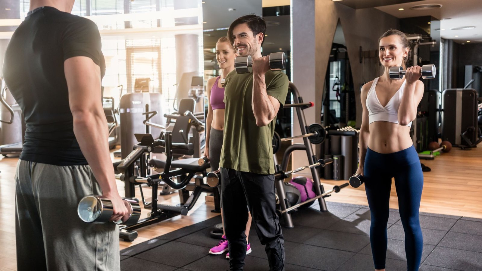 biceps workout with dumbbells